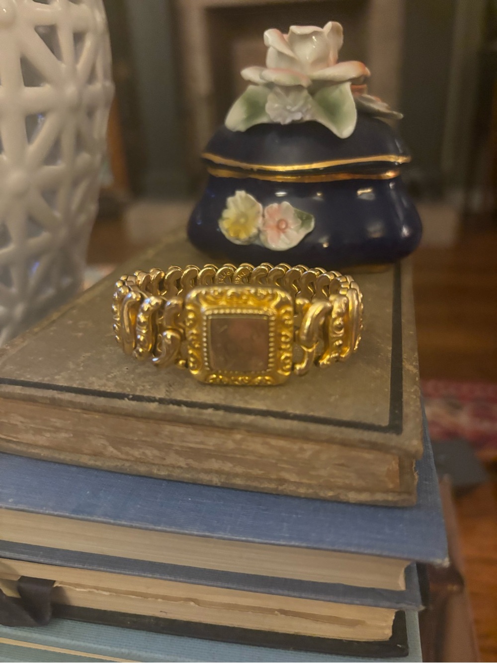 Vintage 1940’s Sweetheart bracelet Hazel engraved on bracelet